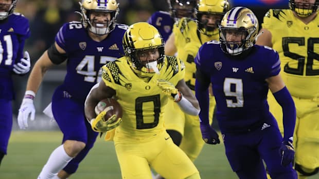 Oregon vs Washington football 2022 USATSI_19422643b